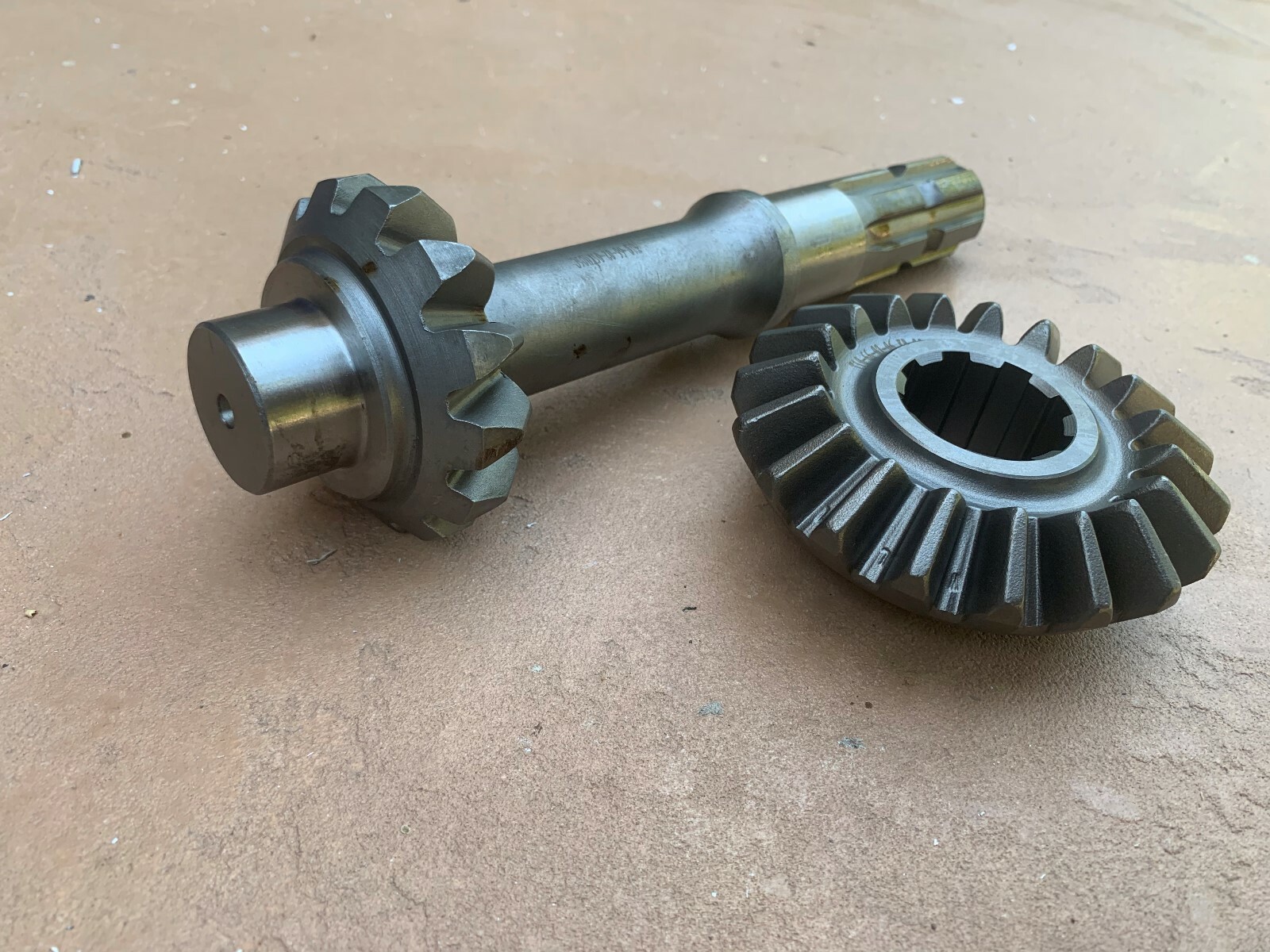 King Kutter Rotary Tiller Top gearbox Gear & Pinion 902326/902325 (19T & 13T)