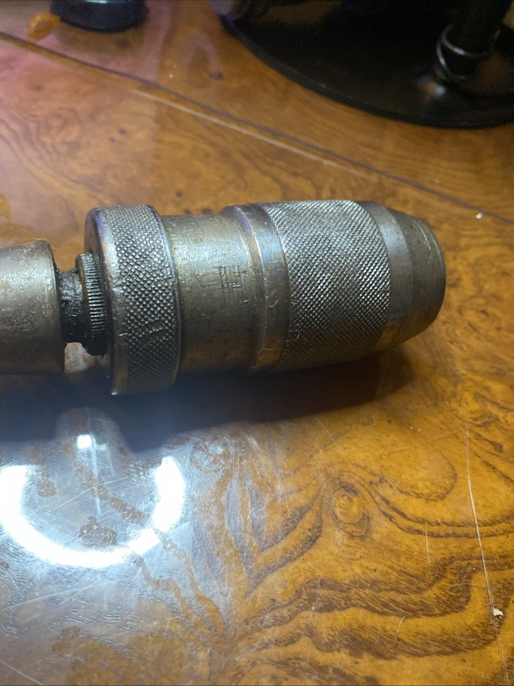 Unknown Keyless Chuck On Jacob’s Chuck A0806 (F14)