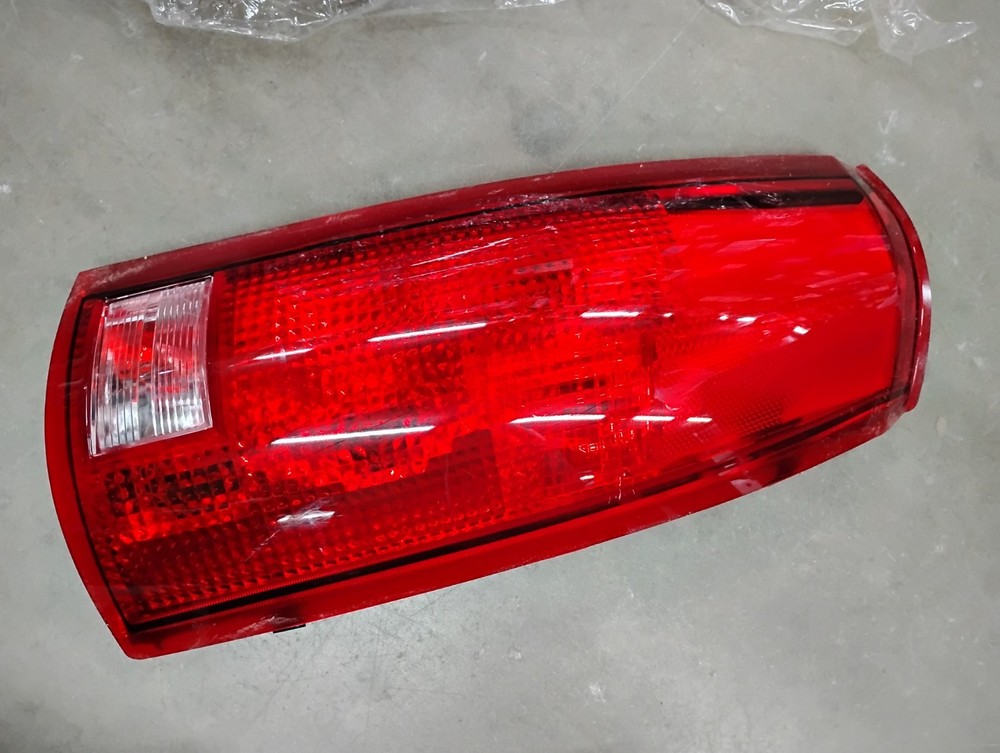 1989-2001 Chevrolet Silverado tail lights