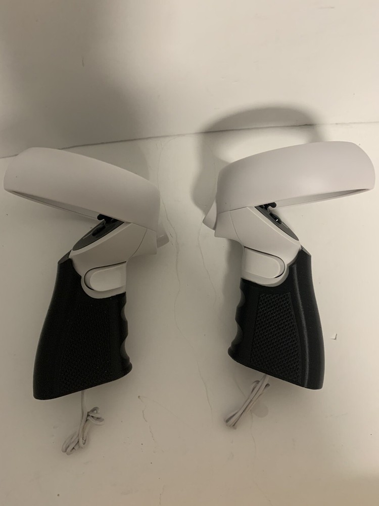 Oculus Quest 2 Black Controller Multi Game Pistol Grip Set Accessory NEW