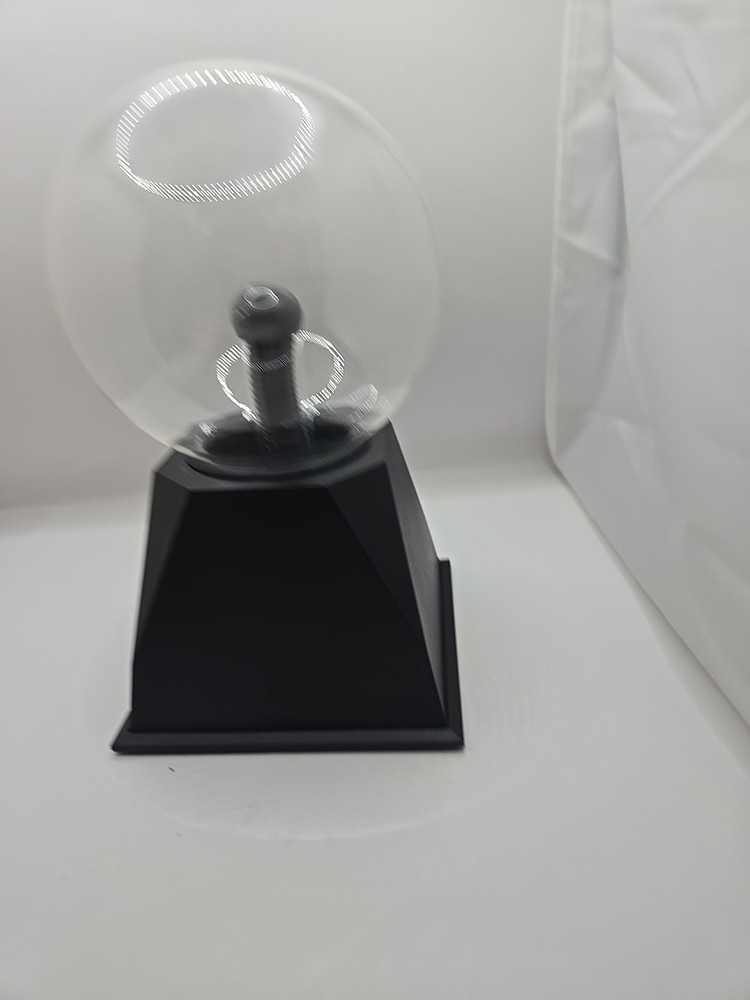 Smithsonian Plasma Ball Lamp Light Touch Sensitive - Touch & Sound Responsive