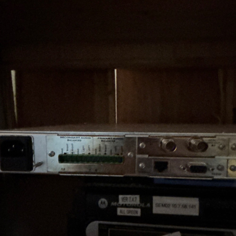 KTech DVM-150E Single Screen Rack-Mountable Professional DTV Receiver/Decoder