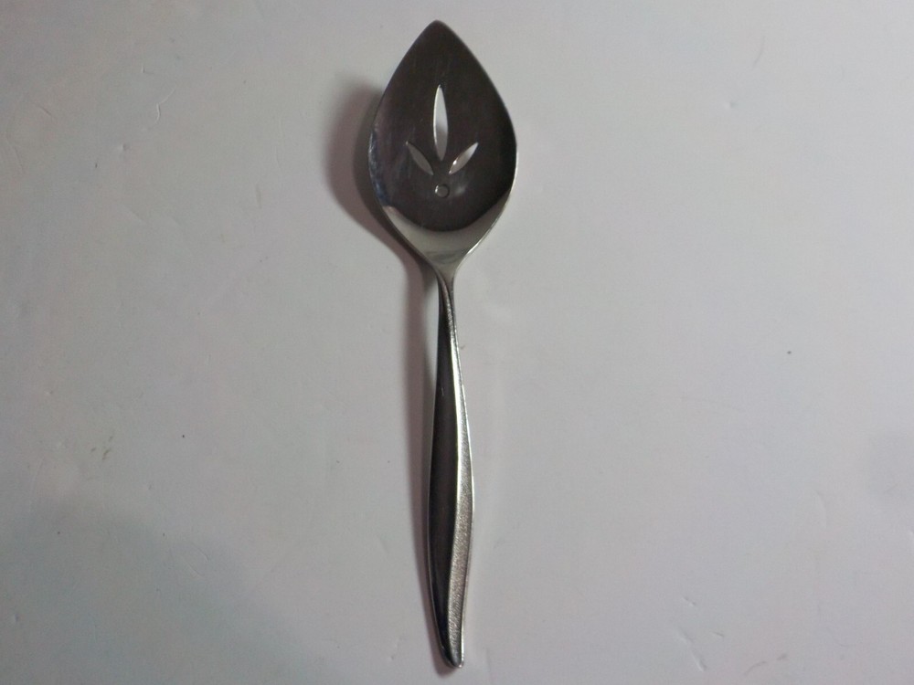 Oneida Craft Deluxe Stainless TEXTURA Pattern Pie Server 8 3/8"