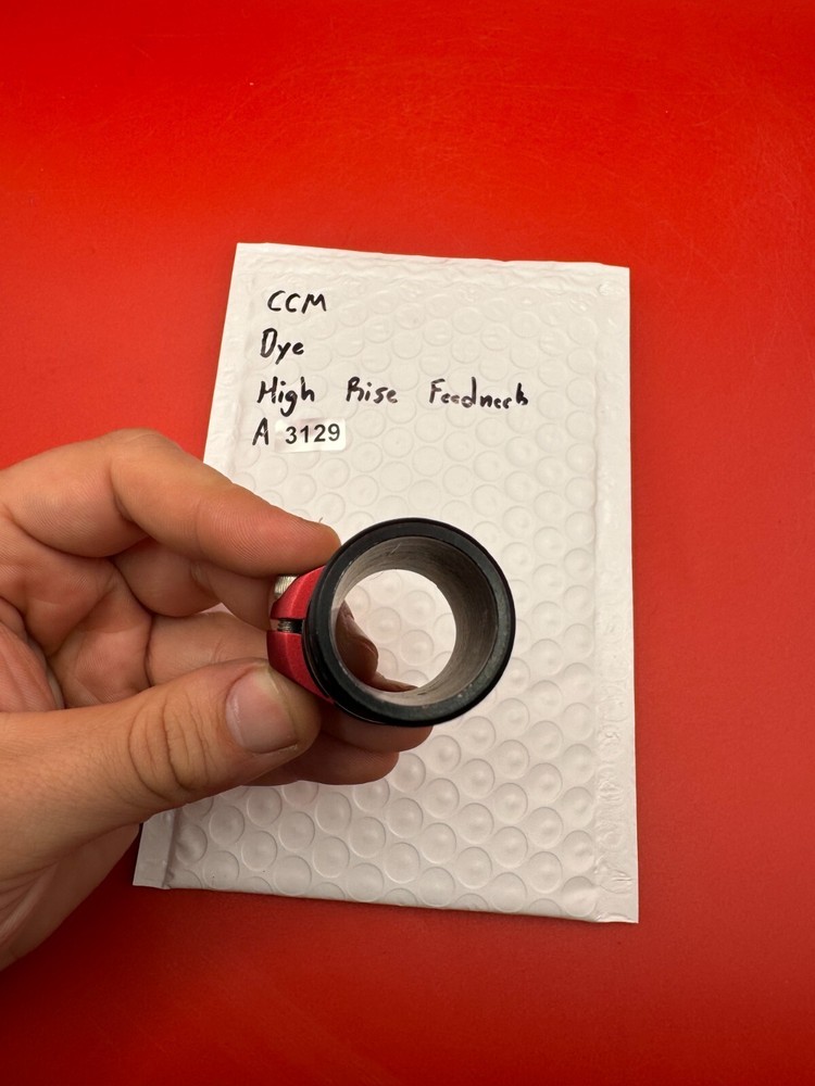 CCM Dye High Rise Feedneck