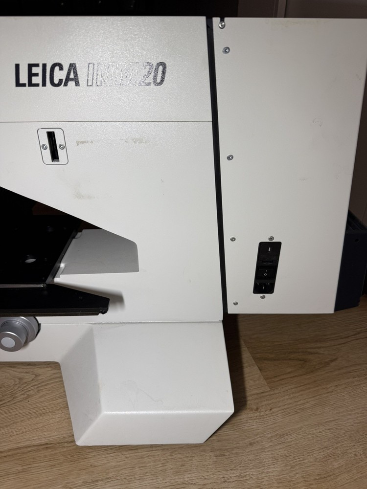 Leica INM200 microscope