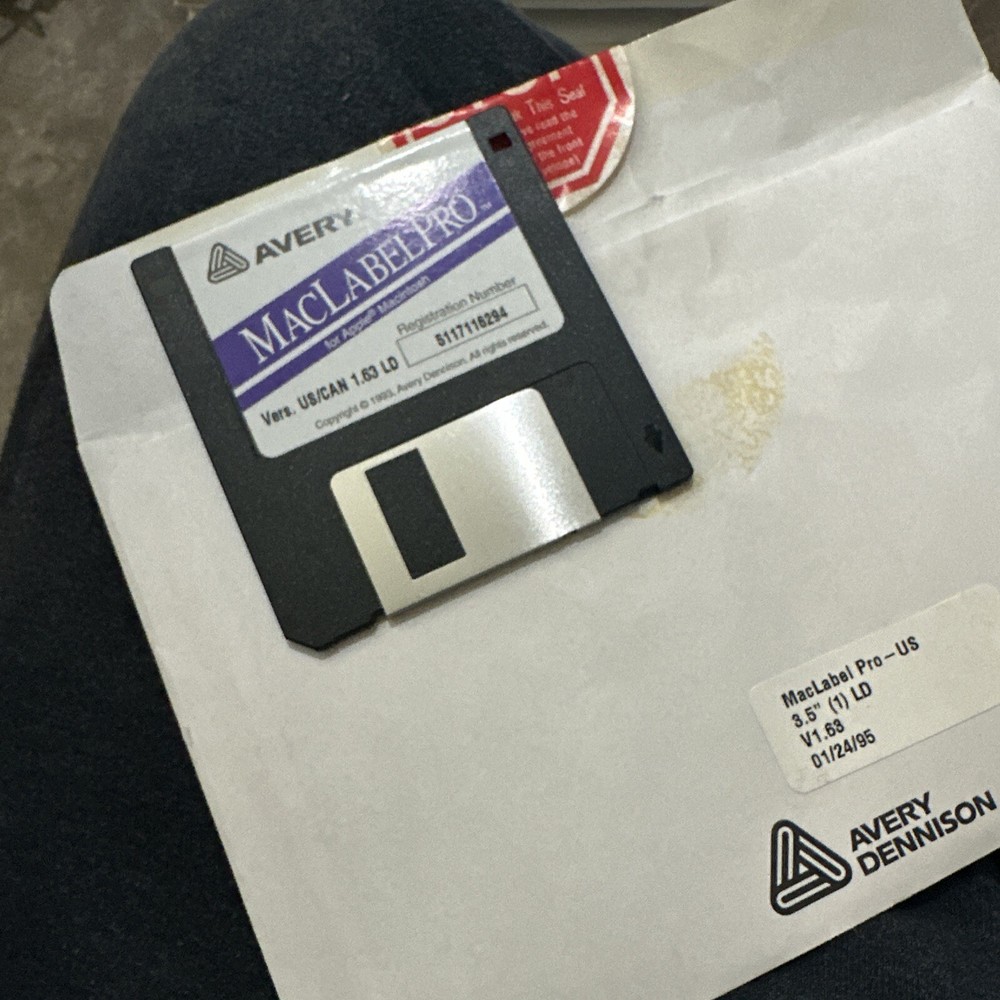 Vintage 1996 Avery Software MacLabelPro 5117 for Macintosh 3.5 Discs #PC