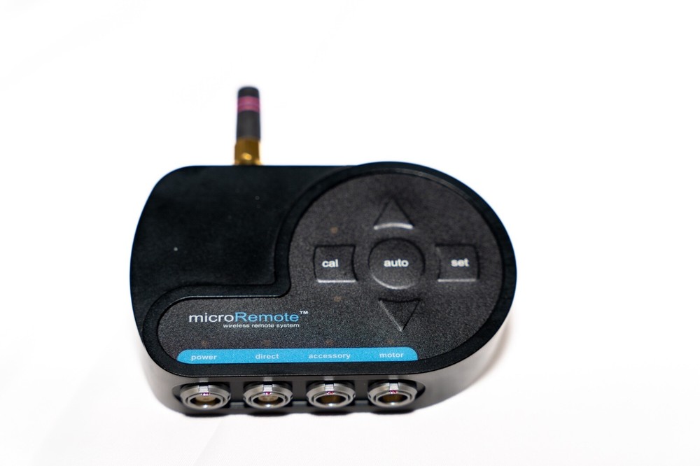 Redrock Micro Follow Focus System - microRemote Handheld Bundle with Flex Cables