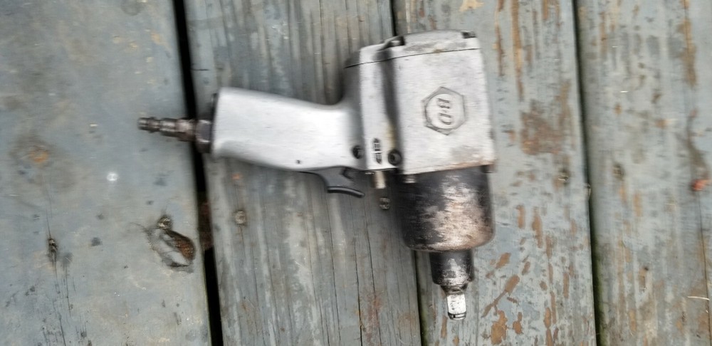 Vintage DB  PNEUMATIC  DRILL TOOL