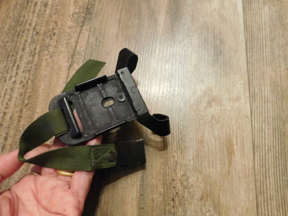 NVG MOUNTING BRACKET PLATE BLACK ( WITHOUT Screw)