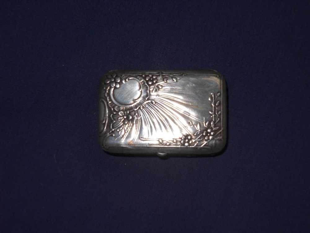 Antique silver rectangular snuff box gilt interior , 2" x 1 1/4". (read)