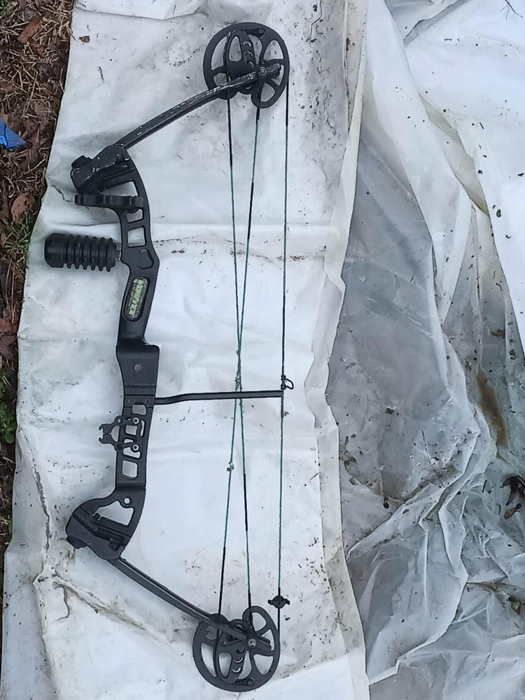 compound bow Left Hand