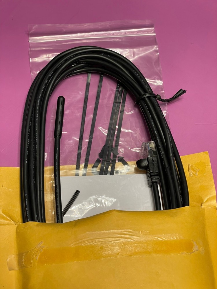 APC AP9335T Temperature Probe Sensor New Unused Sealed