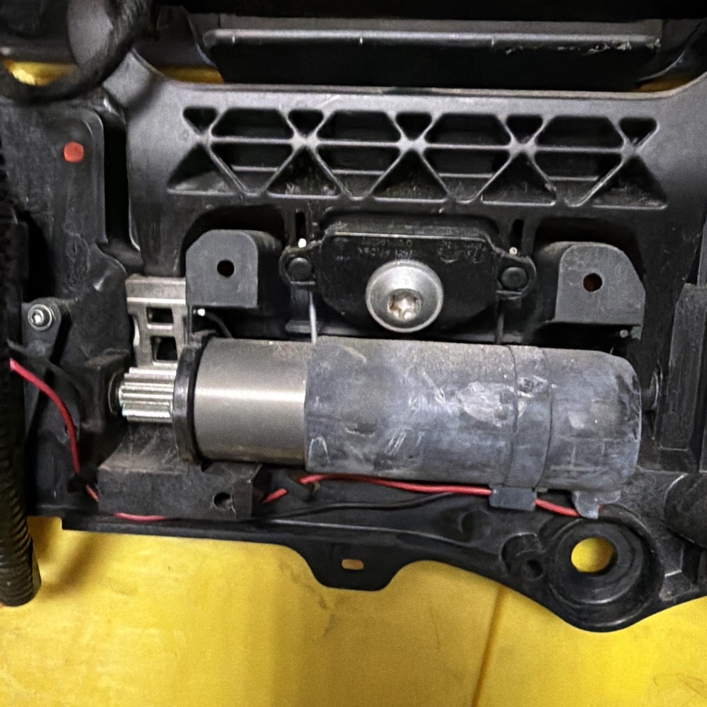 OEM 2012-2015 Model S front RIGHT Exterior Door Handle Outer /