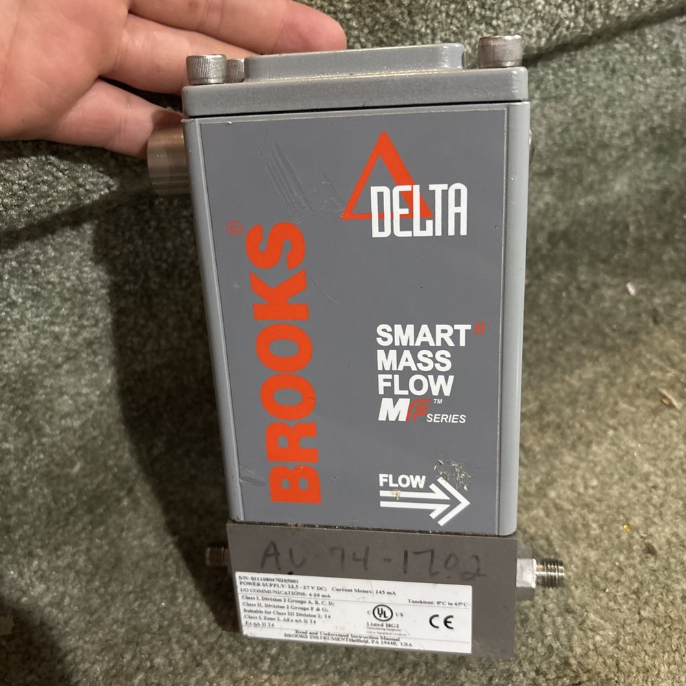 Brooks Delta II Smart Mass Flow Controller SLAMF60S1BCA0K2A3