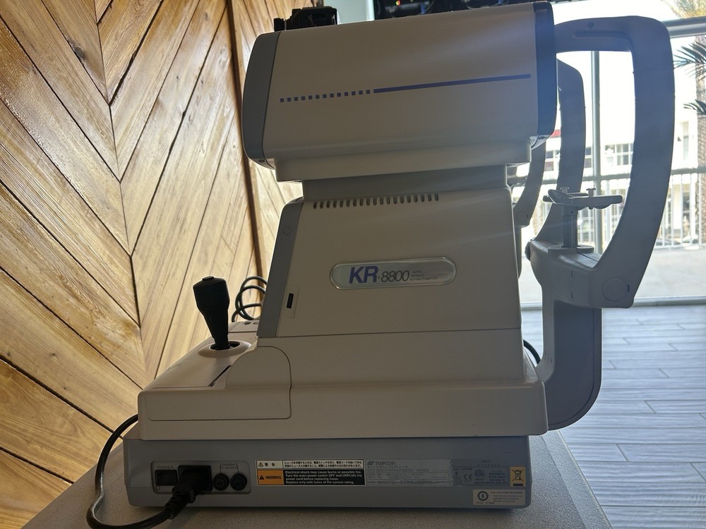 Topcon KR-8800 Auto Refractor/ Keratometer