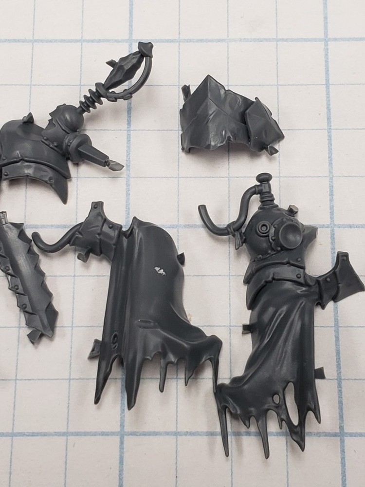 Warhammer Skaven Bits Skryre Arch Warlock Robed Techno Torso #01