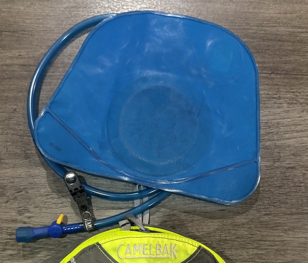 Camelbak Flashflo with Bladder Hydration Waist Bag