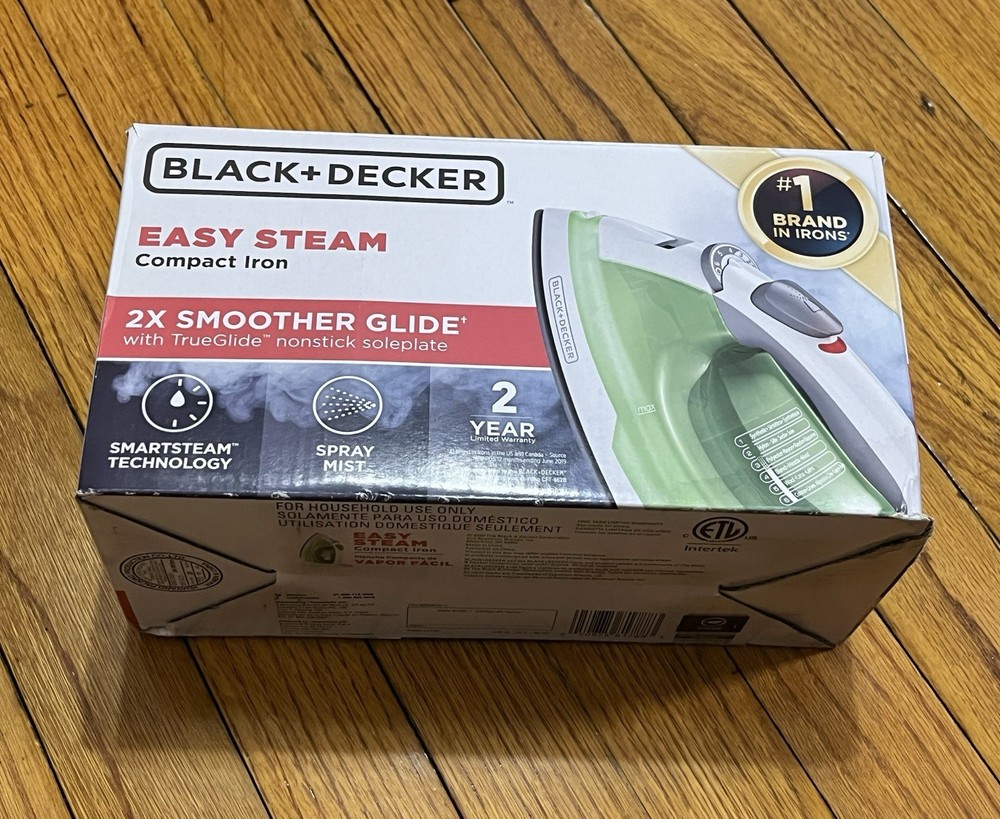 Black & Decker Easy Steam Compact Iron