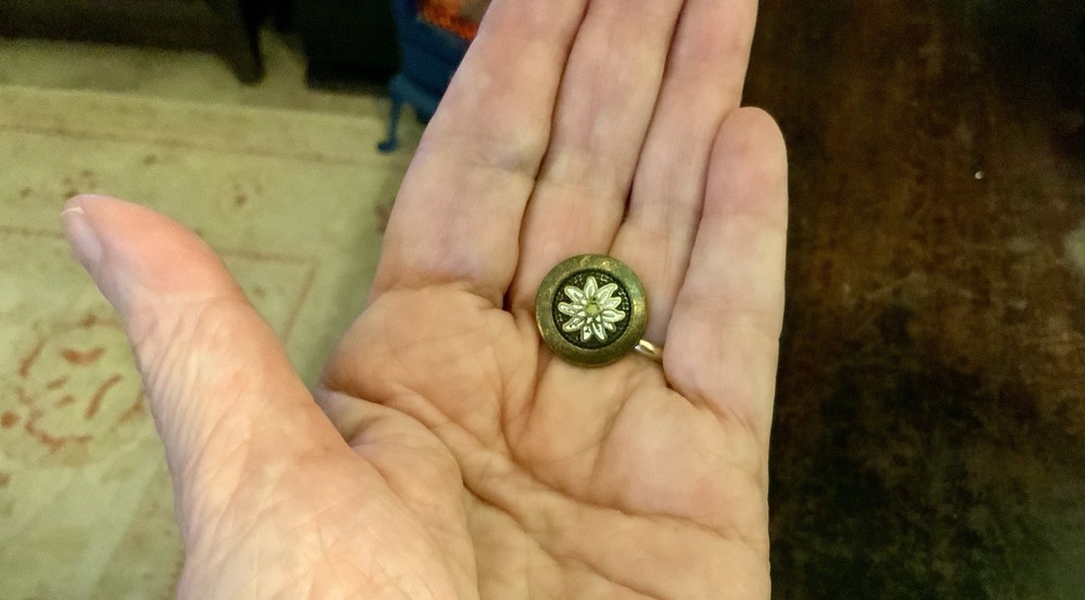 Edelweiss Hand Painted Buttons ( 4 )