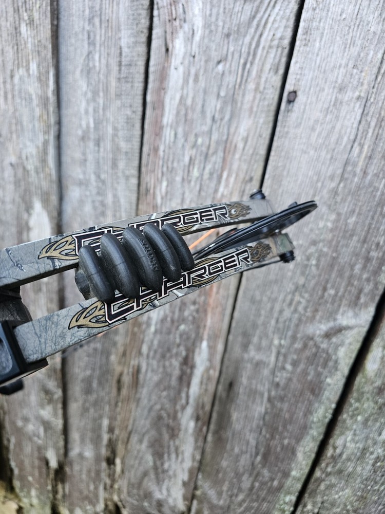 Hoyt Charger Compound Bow