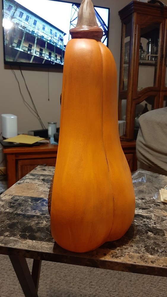 CORNUCOPIA AND SQUASH SEASONAL CERAMIC DECORATIVE PIECE !