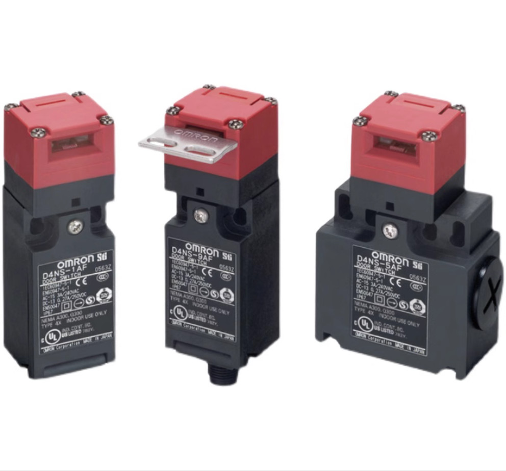 1PC NEW Omron Safety door switch limit switch D4NS-4CF