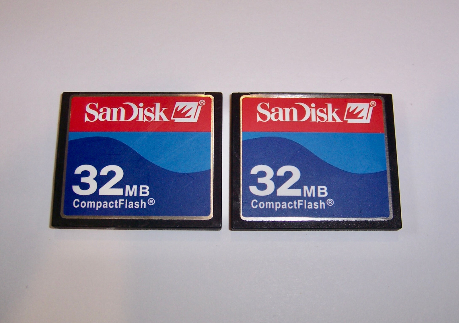2pcs 32mb Sandisk CompactFlash Memory Cards - 32 mb SanDisk Compact Flash