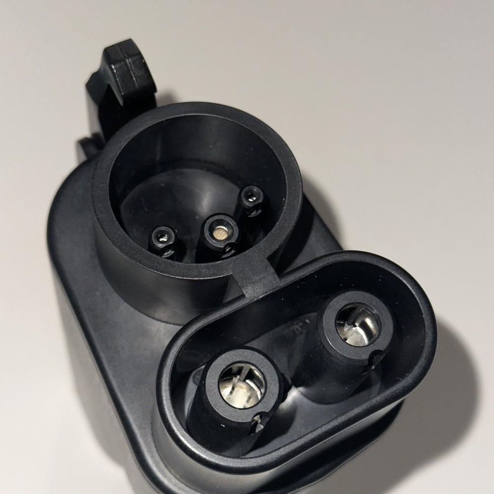 Lectron Vortex Plus NACS to CCS EV Adapter w/ Interlock 500A 1000V