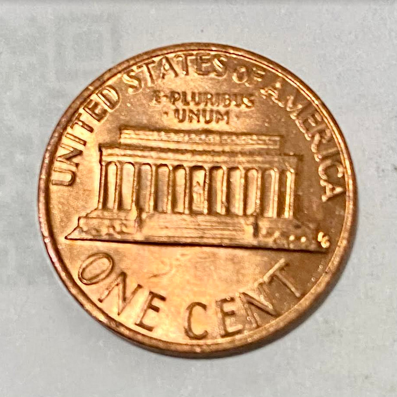 ONE CENT LINCOLN PENNY 1981 RARE ,NO MINT MARK ERROR.
