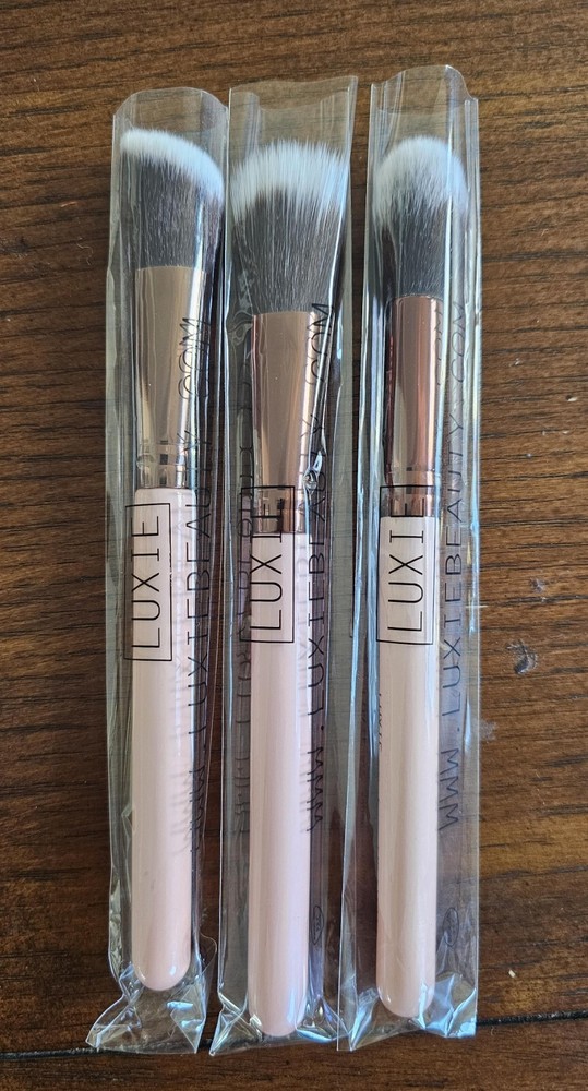 luxie makeup brush set: 504(2), 516(2), 522(2) - 2 Items each