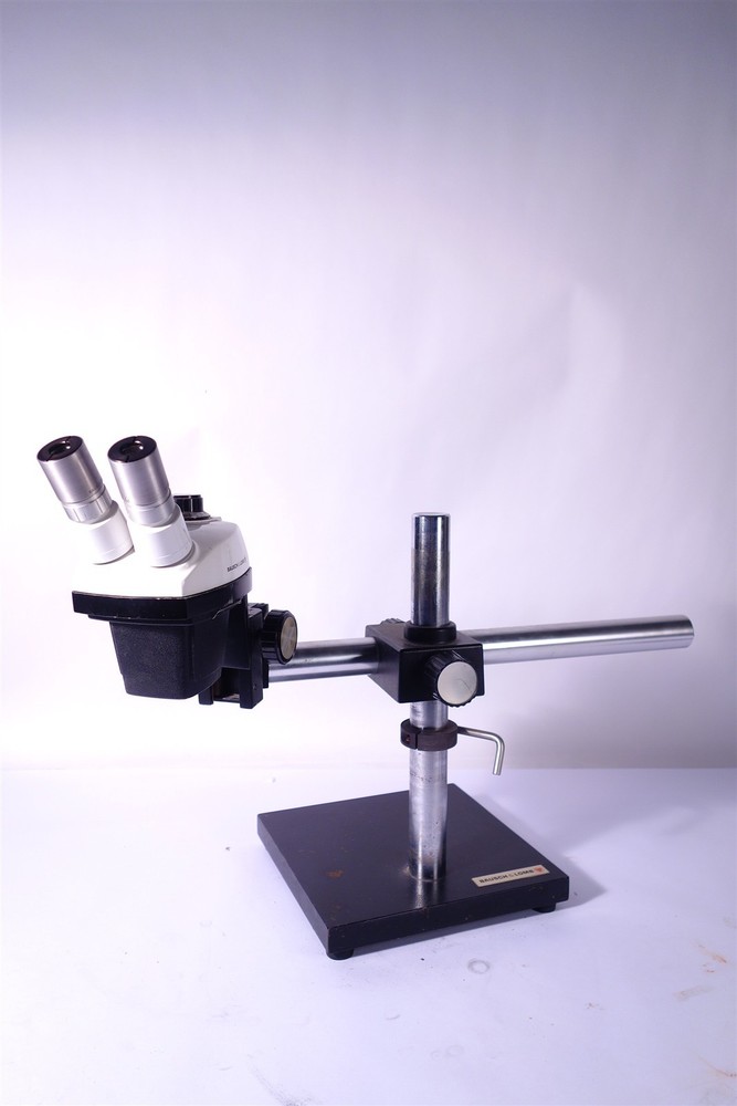 Bausch StereoZoom 4 Stereo Microscope + Stand