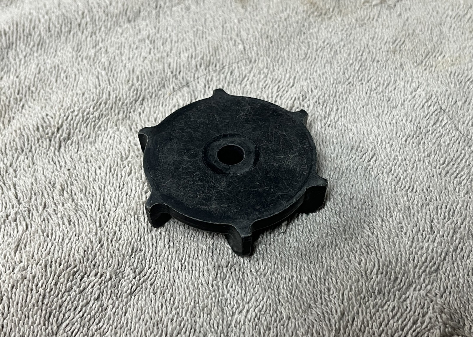 Crathco Cold Beverage Dispenser - CS-4E/2D/3D-16 - Mixing Impeller - 210-00130