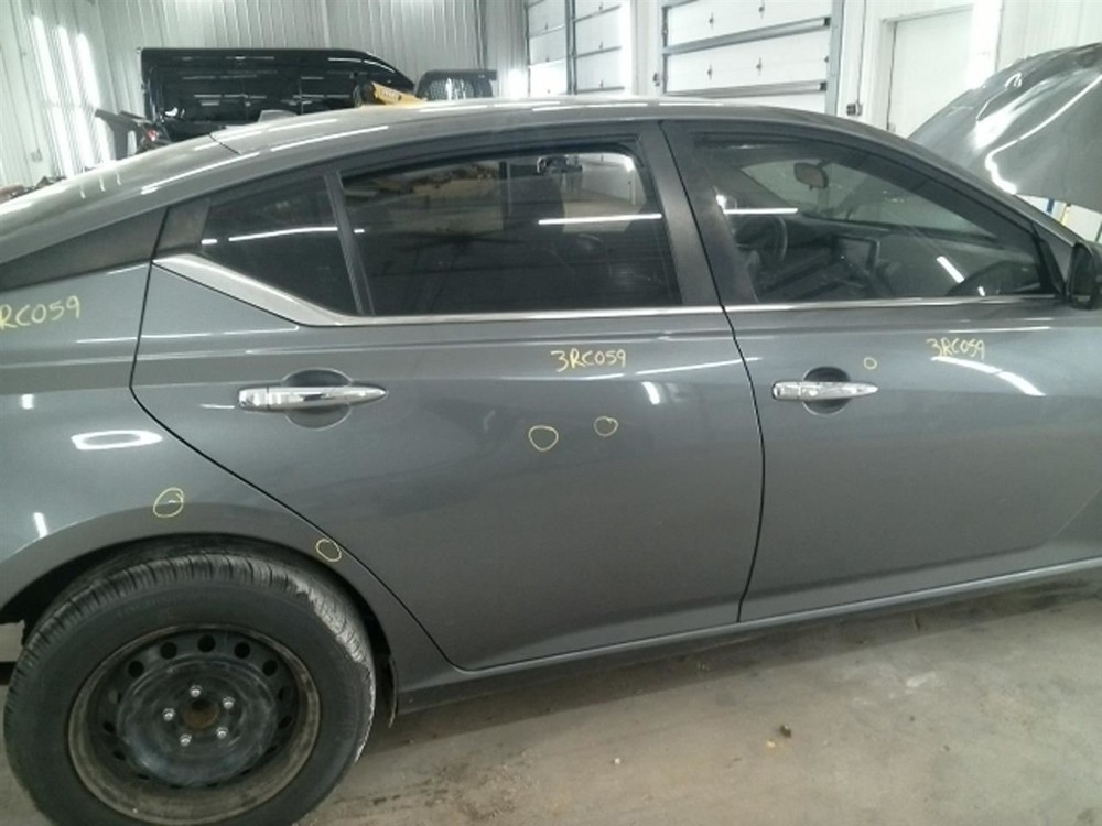 ALTIMA 2020 High Mounted Stop Light 104820431