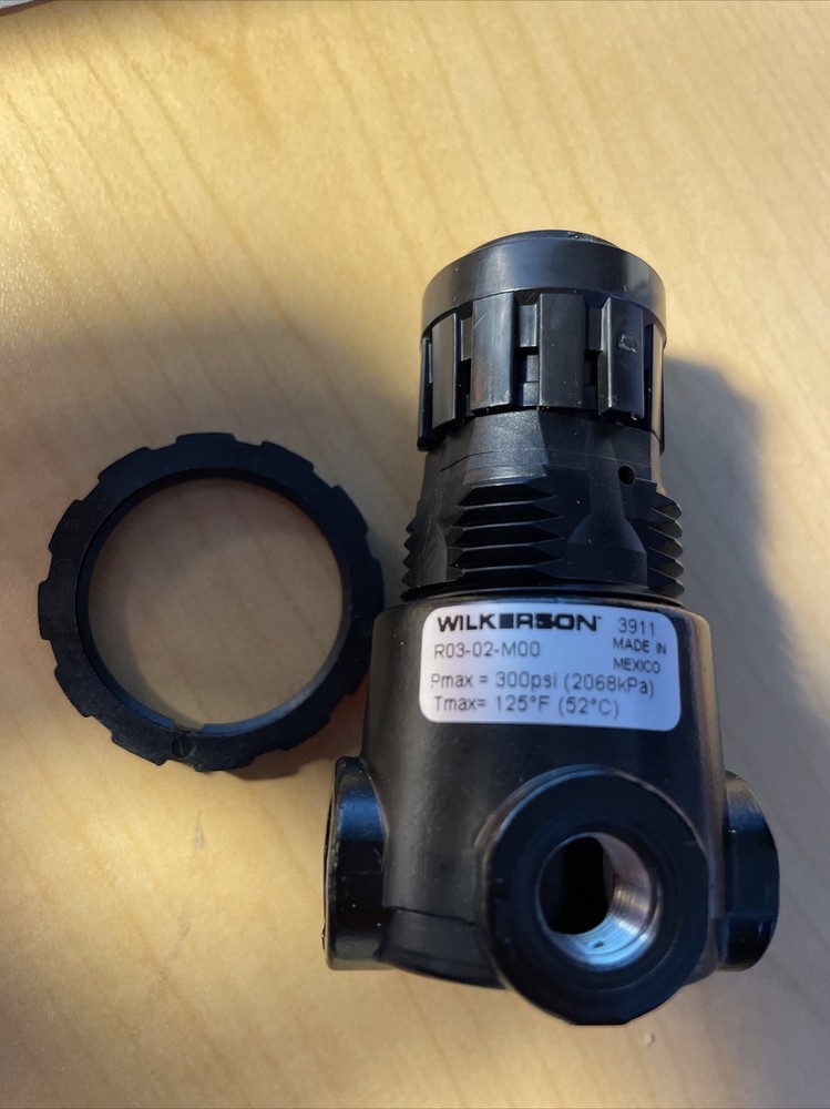 Wilkerson Regulator R03-02-M00