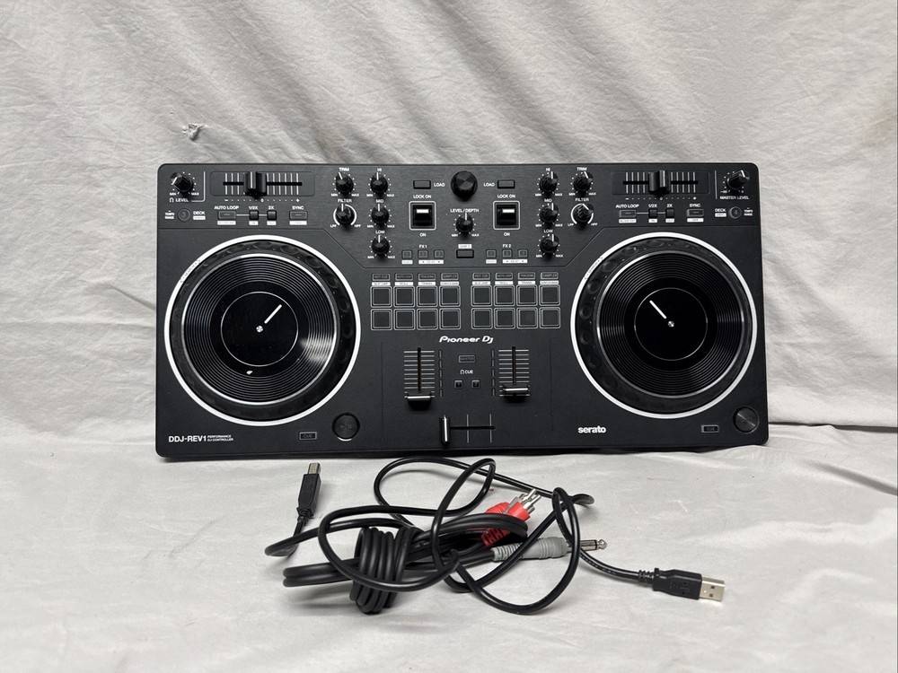 Pioneer DDJ-REV1 Double Deck Controller - Black