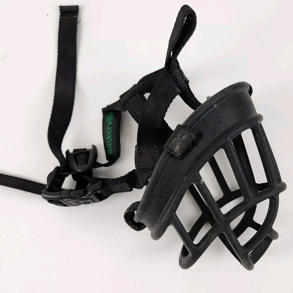 Baskerville Ultra Dog Muzzle Size 4