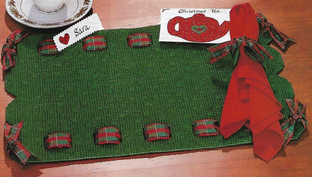 Evergreen Place Mat & Napkin Ring plastic canvas PATTERN INSTRUCTIONS