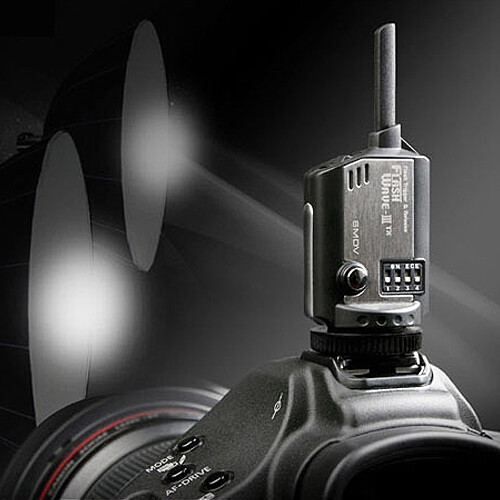 NEW SMDV FLASHWAVE-3 Wireless Flash Trigger Shutter Remote Release Transmitter