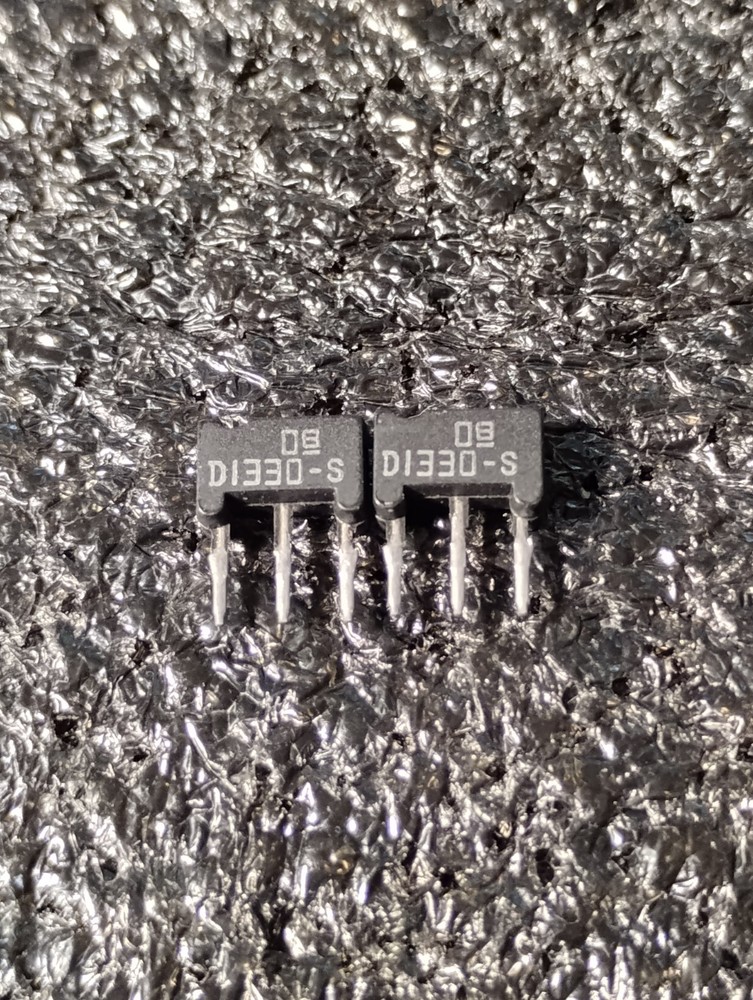 2SD1330 NPN-Panasonic Transistors