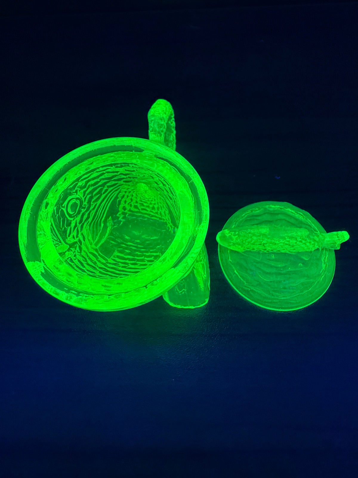 Summit Vaseline Dolphin Fish Whale Salt Cellar w_Lid 3.5" Uranium Topaz Canary