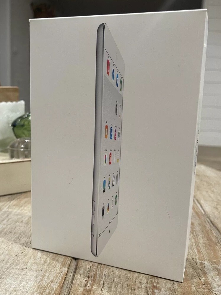 BOX ONLY Original iPad Mini Retail Box with Insert, White, Great Condition