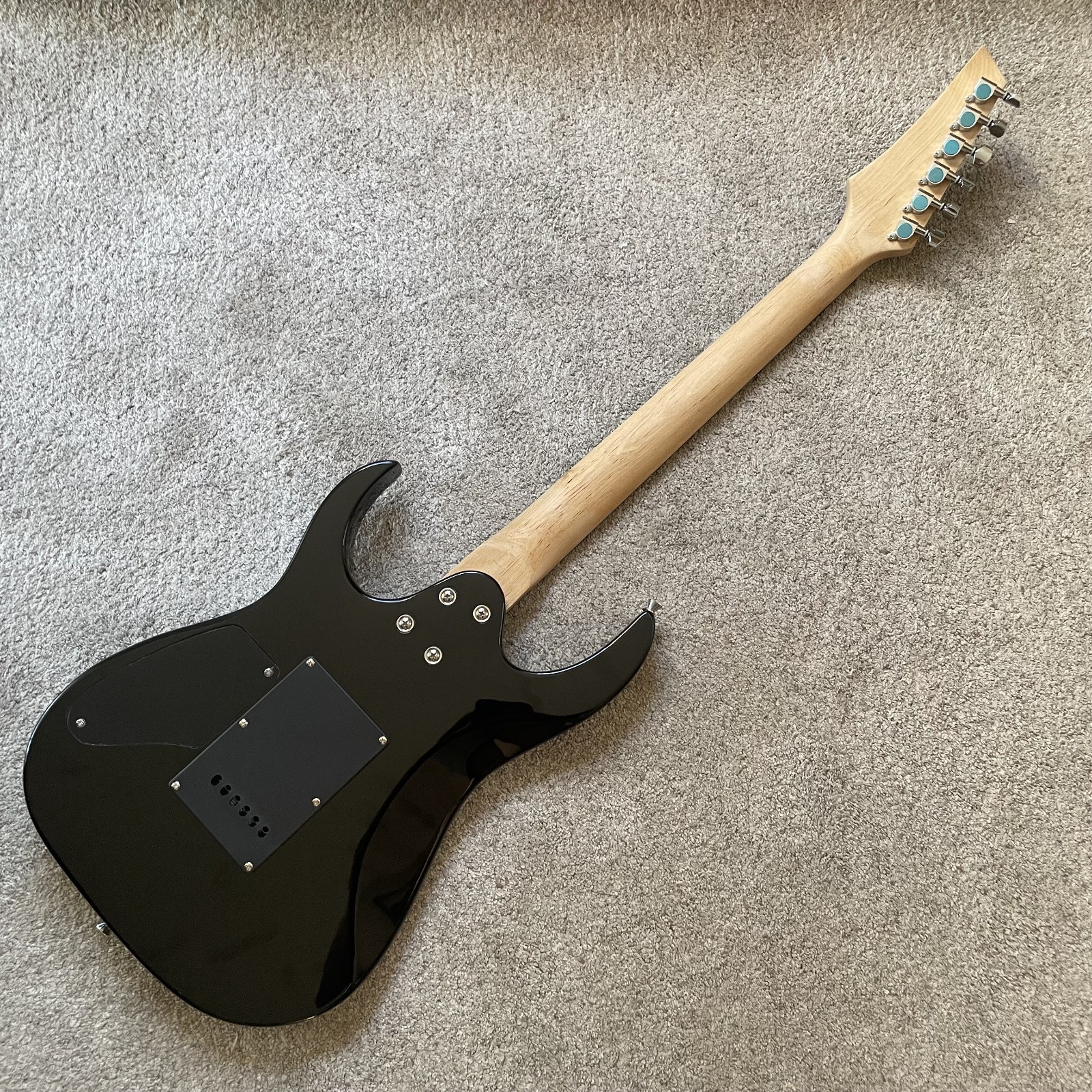 Full-Size Purple Electric Guitar and 5-Watt Amp Starter Package with Accessories