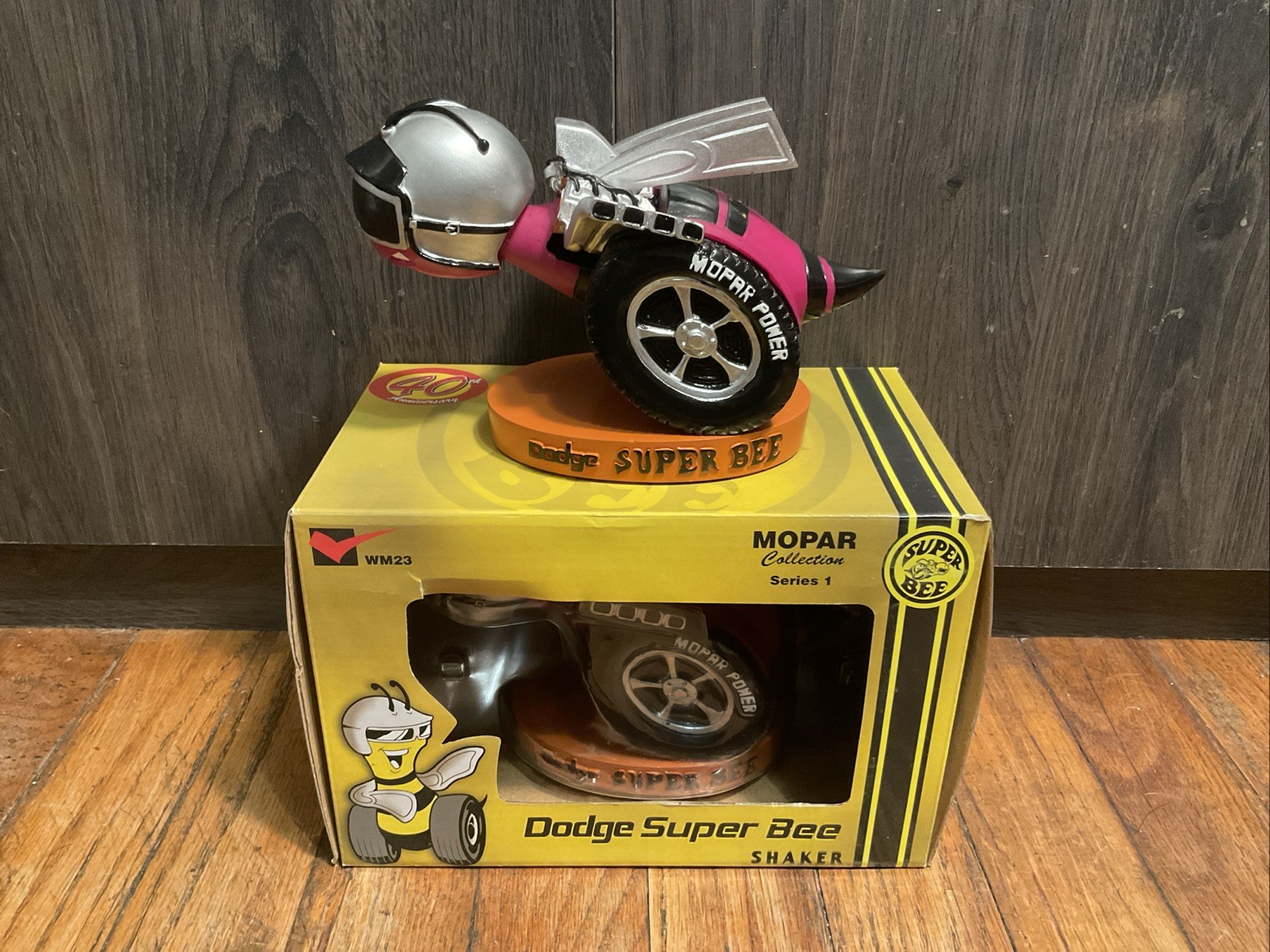 New Dodge Super Bee Bobblehead  Panther Pink Bent Rod Garage Shaker Mopar