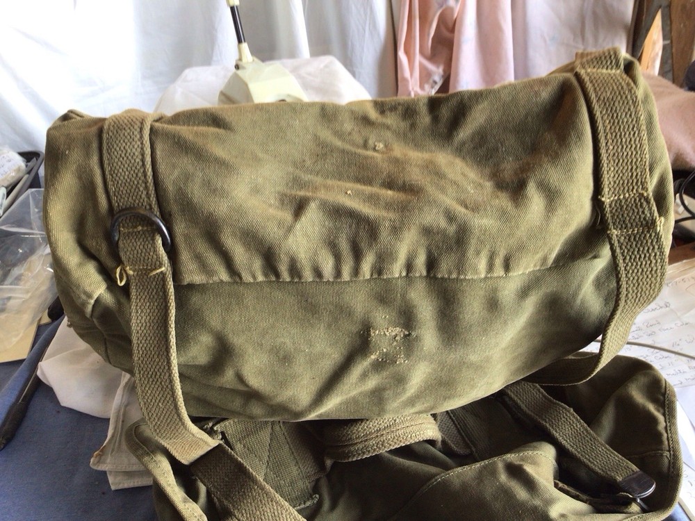 WW11-military 1945 Cargo Field Pack Scuff Marks Stitch & Ring Missing Backpack