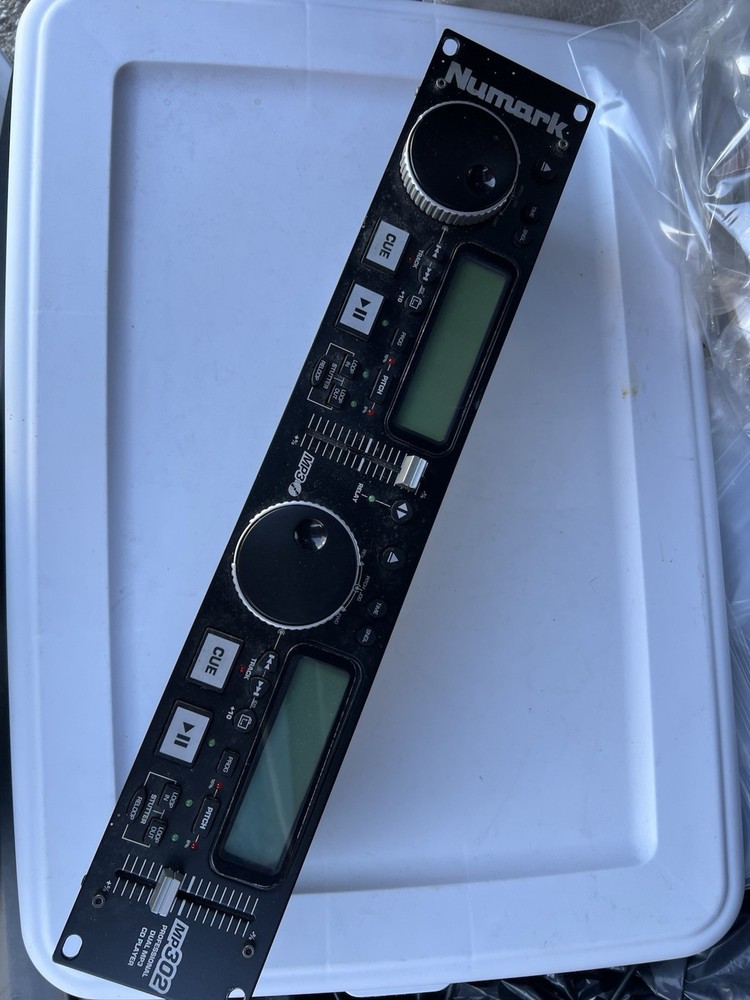NUMARK MP302 Professional Dual MP3 CD Player With Controller Untested
