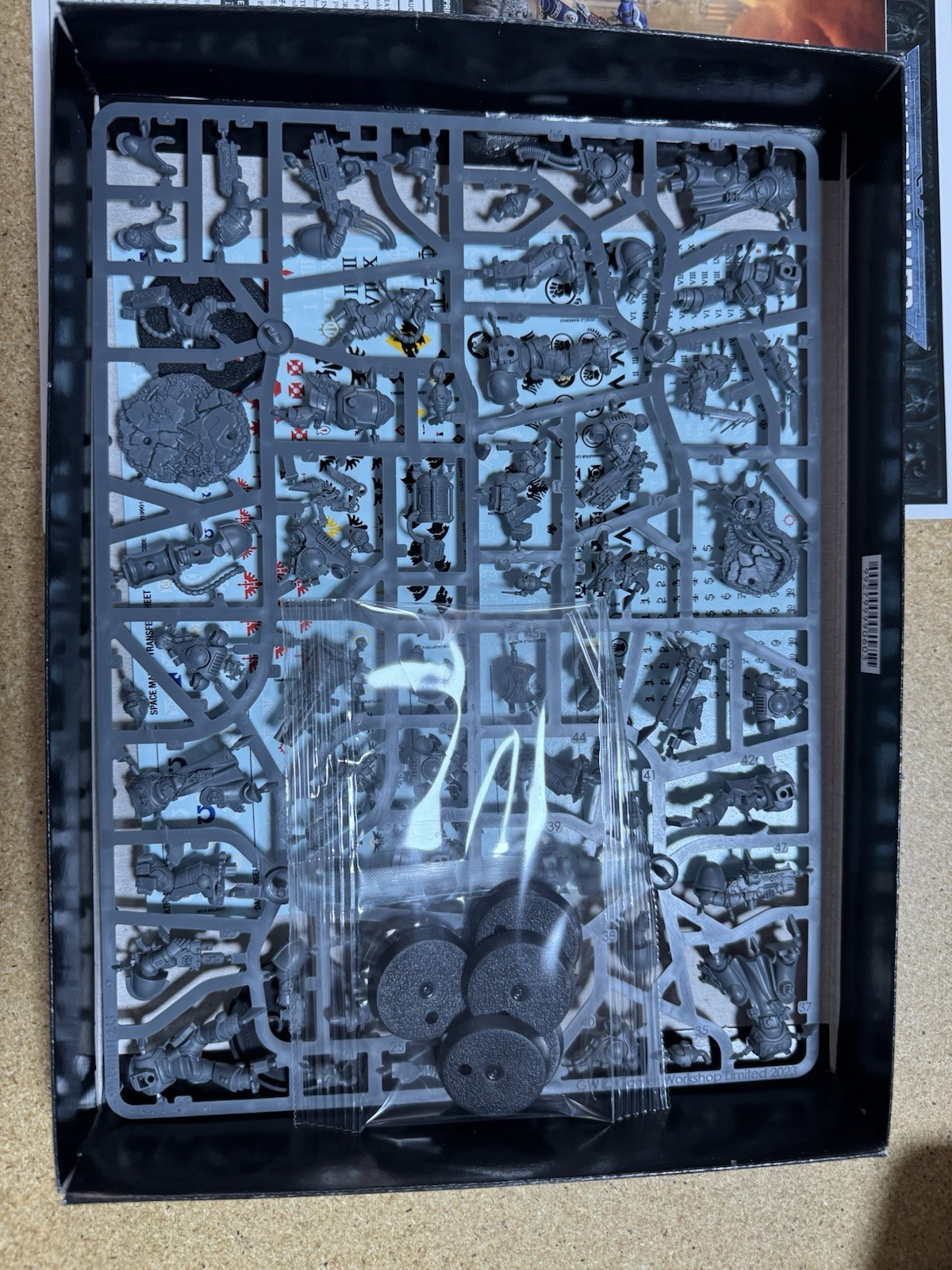 Warhammer 40k - SPACE MARINES - HEROES OF THE CHAPTER - BRAND NEW