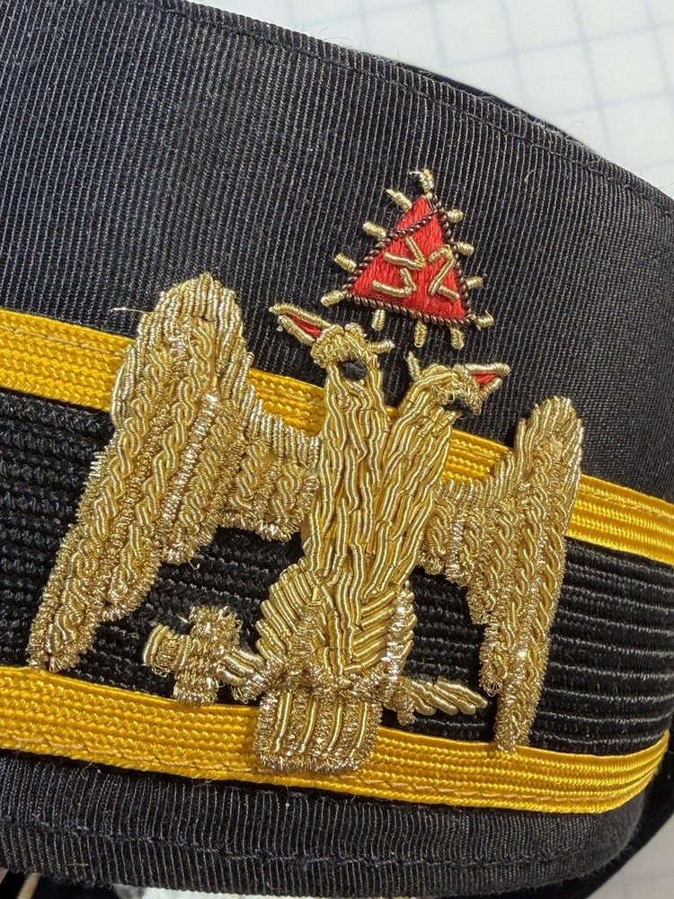 Masonic 33rd Degree Scottish Rite Crown Cap Case w/ Hat Collar Gloves