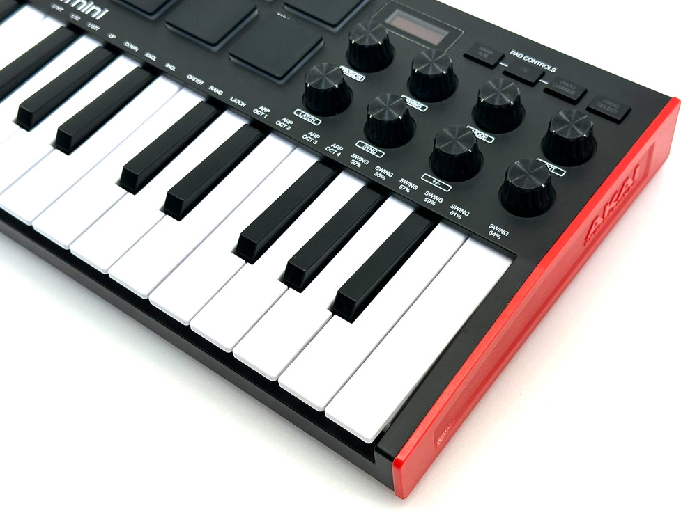 Akai Professional MPK Mini Play Keyboard and Mini Controller MK3