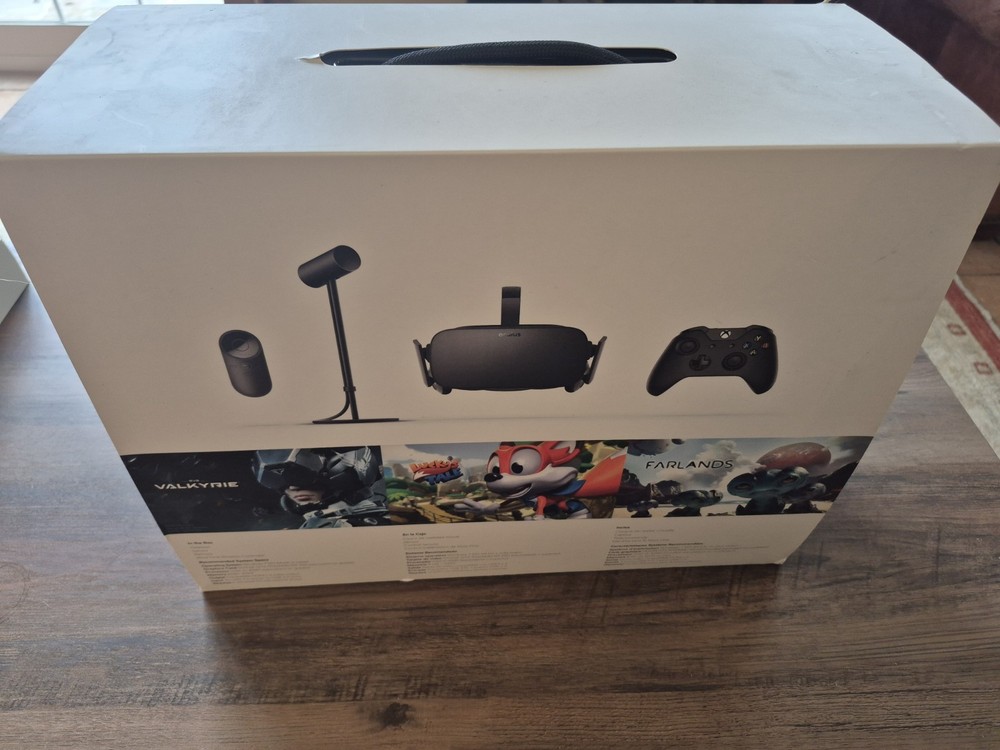 Oculus Rift Virtual Reality VR System with Xbox Controller