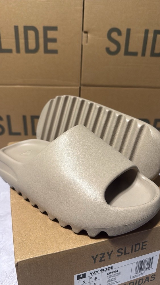 Adidas Yeezy Slides